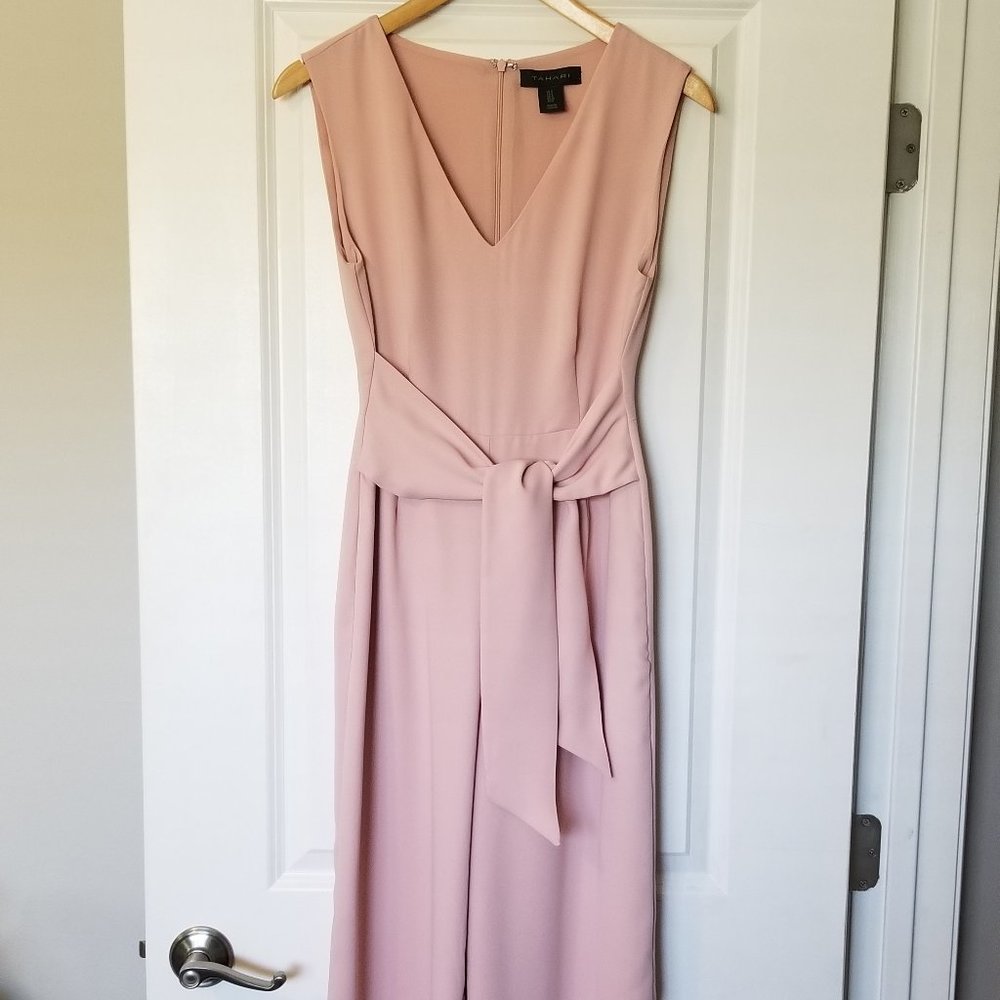 Tahari Blush Rose Pink Sleeveless Capri Midi Jumpsuit Women's Size 2